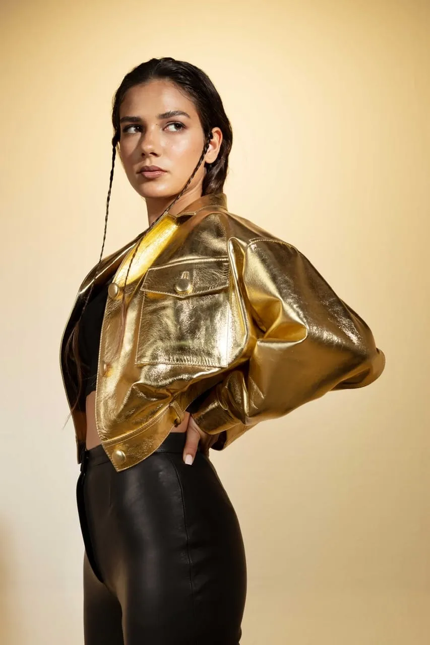 Elegant Gold Leather Jacket Women's Style - Image 2